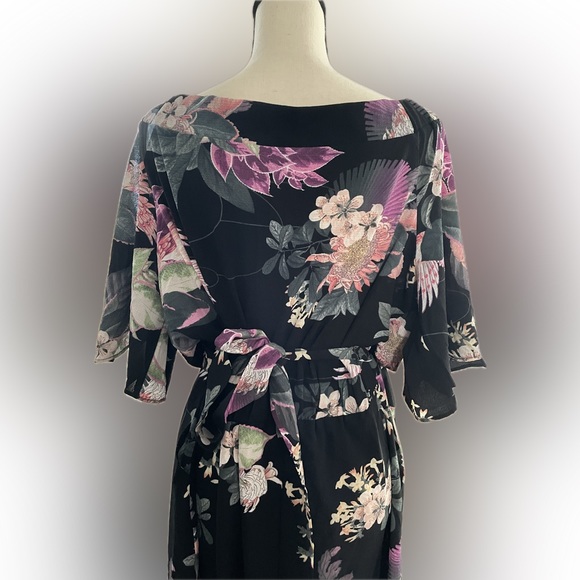 City Chic Leilani Jumpsuit. Size: Small/16. New with tags. Never worn. - Picture 3 of 8